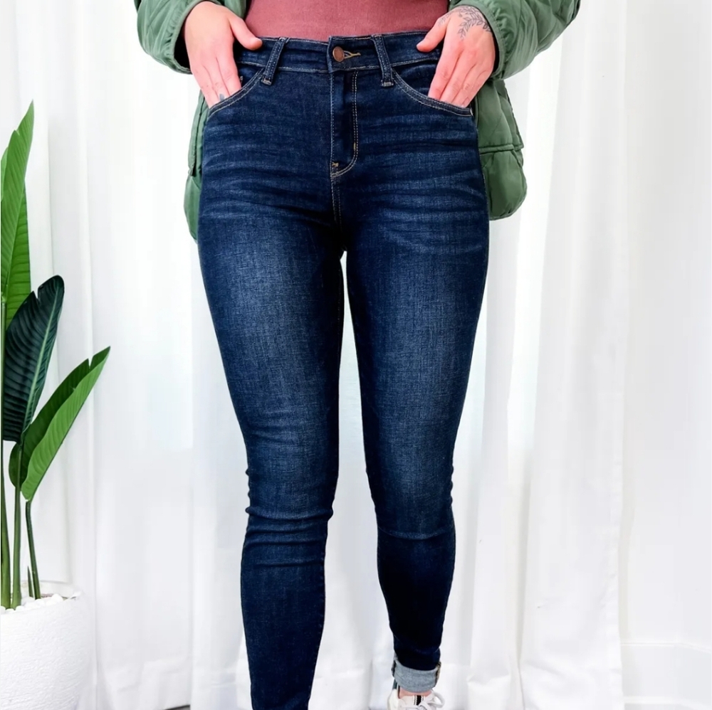 Judy Blue Dark Blue Women's Skinny Fit Jeans Size 3/26 - Picture 3 of 4